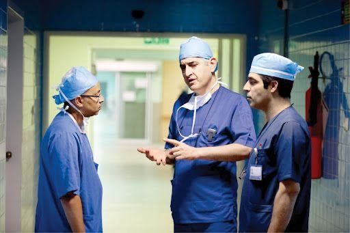 بیمارستان رجایی: نابغه پیوند قلب کودکان مهاجرت کرد