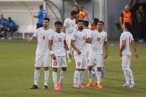 تفاوت عمیق دو همسایه؛ ایران با مالی بازی میکند، عراق با اسپانیا