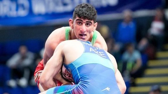 دارنده مدال طلای کشتی فرنگی قهرمانی جهان: وعدههای پاداش عملی نشد و دیگر به آن فکر نمیکنم