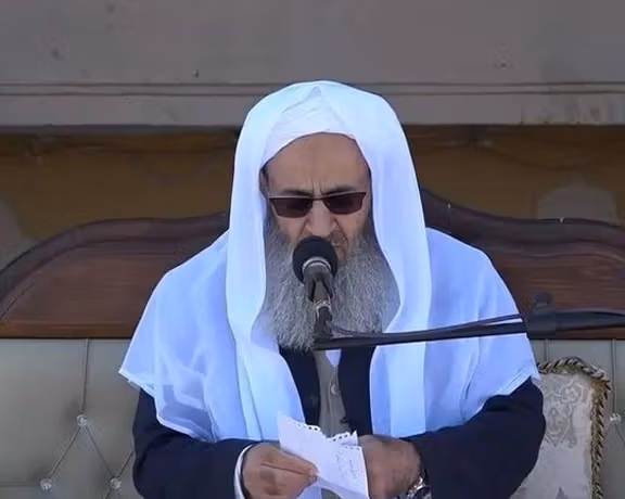 إمام أهل السنة في إيران ينتقد سيطرة الشيعة.. ويؤكد: النظام يحكم بسياسات غير مكتوبة