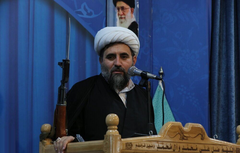 امام جمعه موقت اصفهان: آمریکا توان حمله زمینی به ایران را ندارد