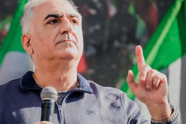 بهلوي يؤكد أن تدخّلًا عاجلًا ضروري لوقف عمليات القتل في إيران