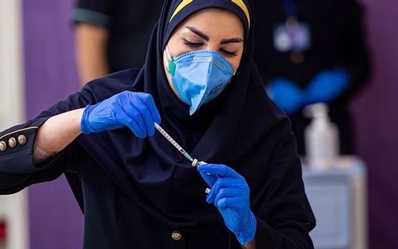 تجارتنیوز: برخی بازیگران تلویزیون و سینما واکسن خارج از نوبت زدهاند