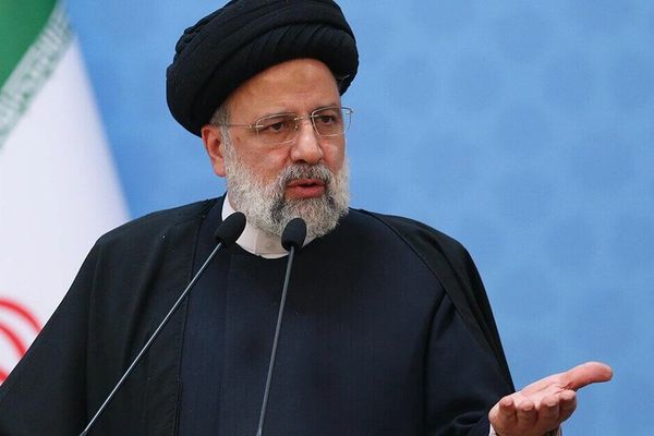صحيفة "فرهيختكان" الإيرانية: شعبية إبراهيم رئيسي 20 في المائة