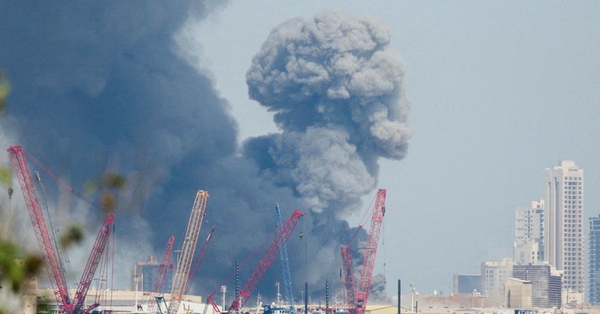 Explosions reported across Persian Gulf as Iran retaliates US, Israeli attacks