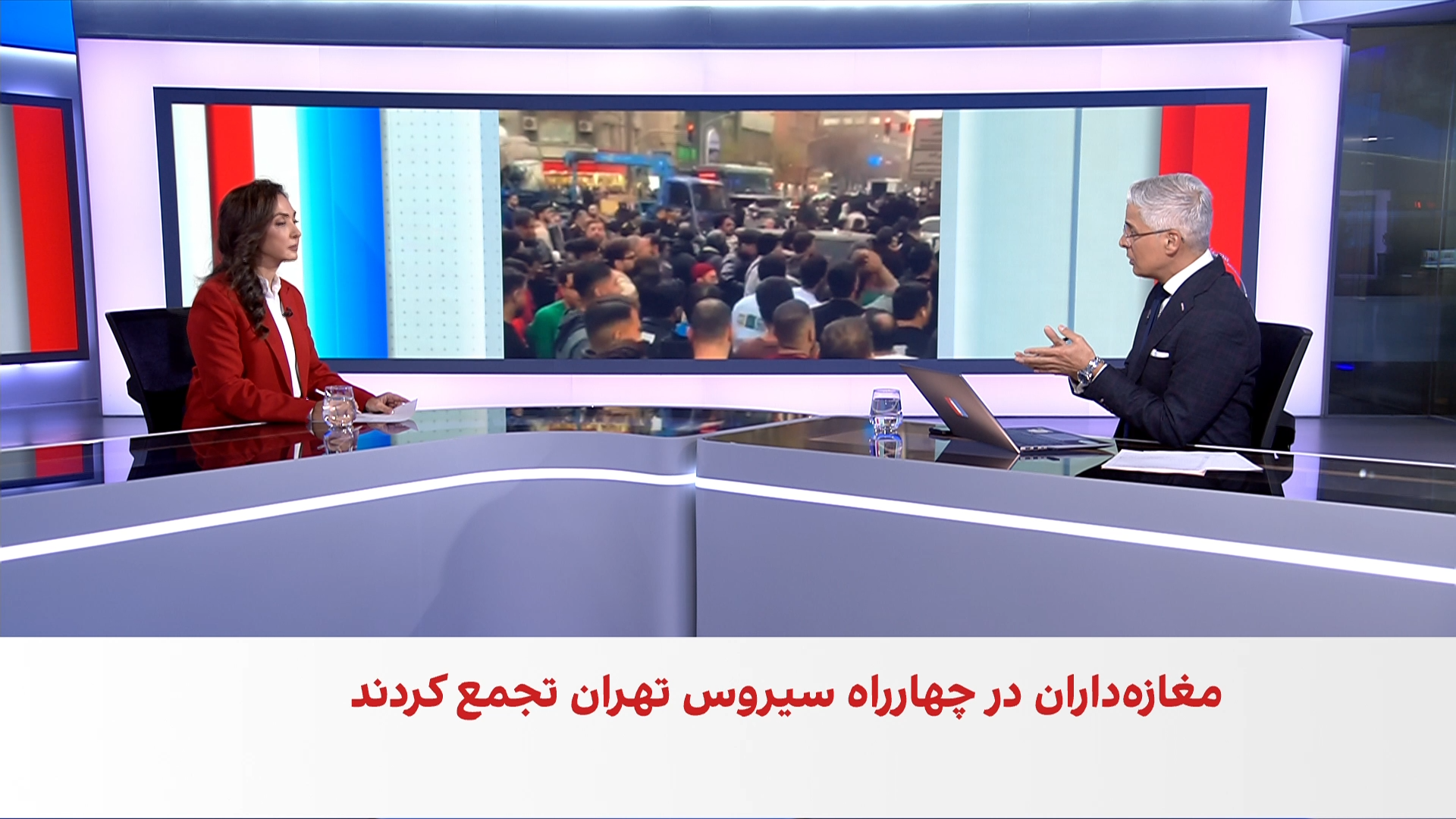 حمله نیروهای سرکوبگر به بازاریان و کسبه در تهران