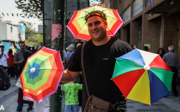 شهرداری تهران اعلام کرد برای دستفروشی از طریق وبسایت مجوز صادر میکند