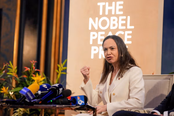 برنده نوبل صلح: ونزوئلا در اشغال حکومتهای دیکتاتوری از جمله جمهوری اسلامی است