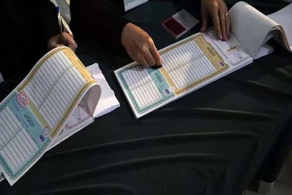 الانتخابات الإيرانية: الفائز الأول في طهران يدخل البرلمان بنسبة أقل من 8% من الأصوات