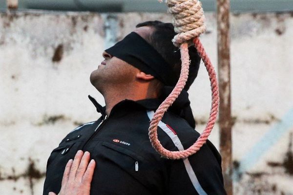 السلطة القضائية الإيرانية: إعدام 4 أشخاص بتهمة "التعاون مع إسرائيل والخطف"