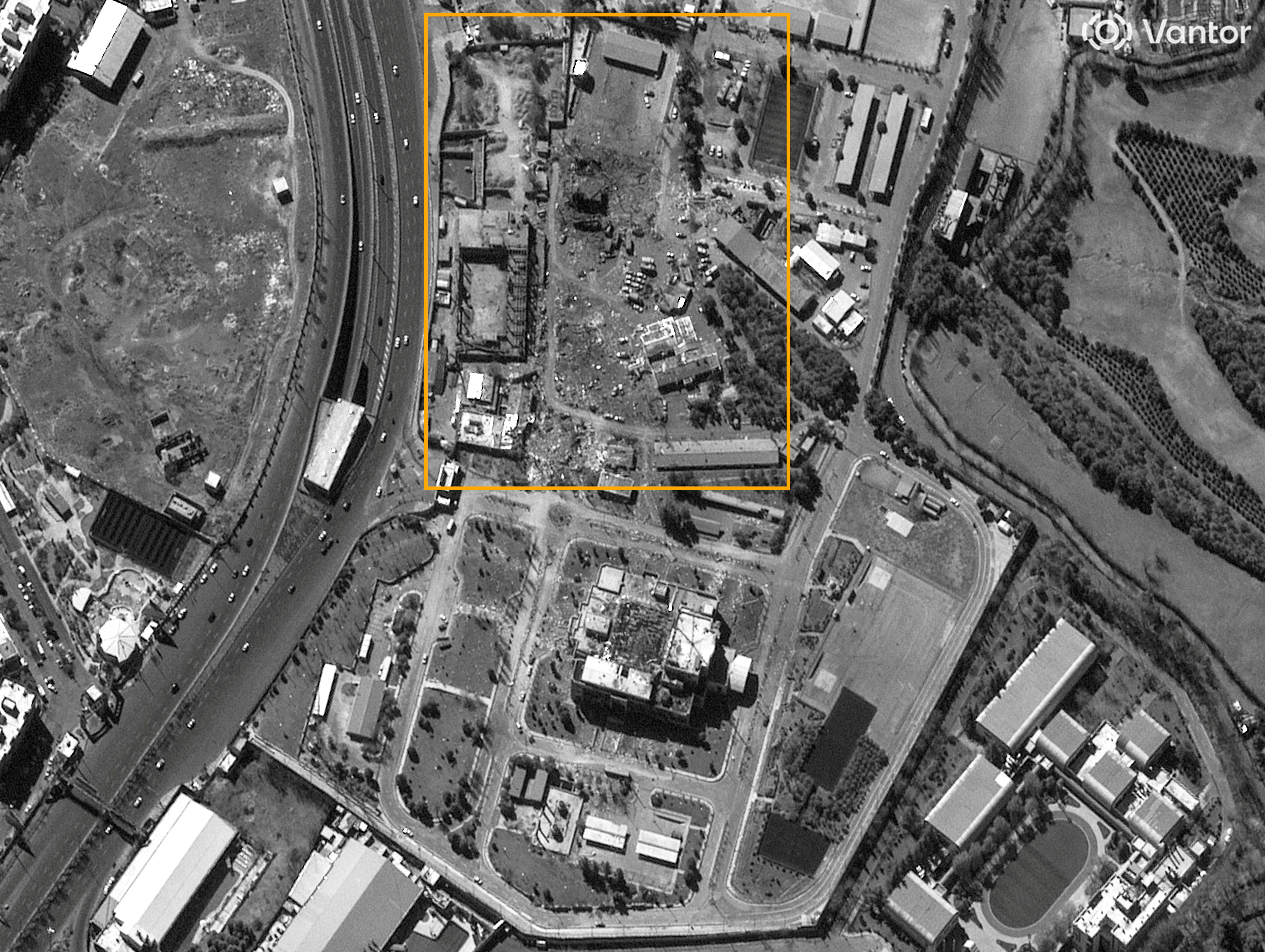 مرکز فرماندهی سپاه پاسداران پس از حمله، ۱۲ اسفند