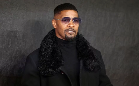 جیمی فاکس، بازیگر آمریکایی، در شکایتی به آزارگری جنسی متهم شد