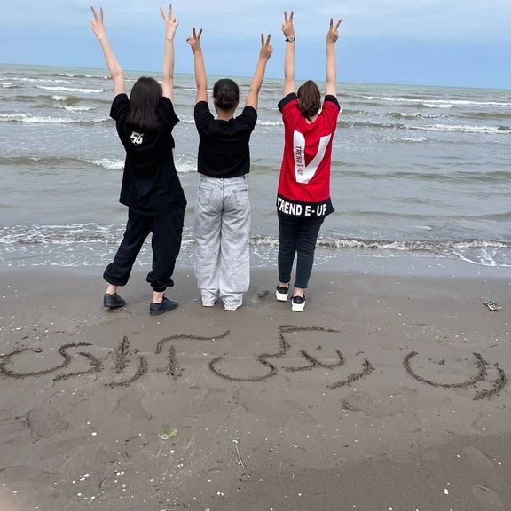 جدال درباره لایحه حجاب؛ شمار زیاد مخالفان حجاب اجباری دست حکومت را در مجازات حبس بسته است