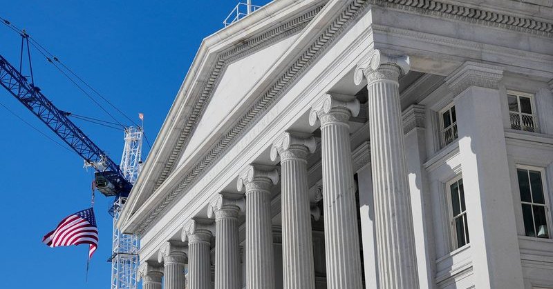 US sanctions law firm, shipping operators over Iran trade