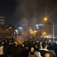 خیابان بهمثابه اتاق گاز؛ گزارش شاهدان عینی از حمله شیمیایی ماموران به معترضان بیدفاع