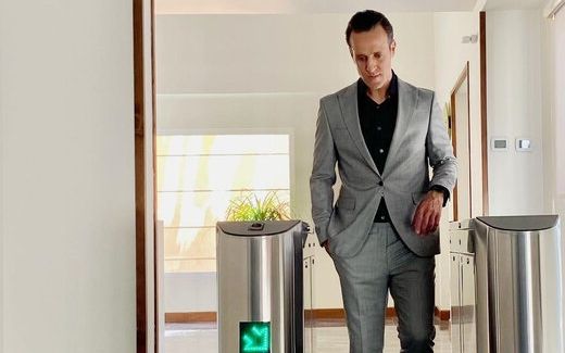 علی کریمی برای همیشه از ایران رفت؟