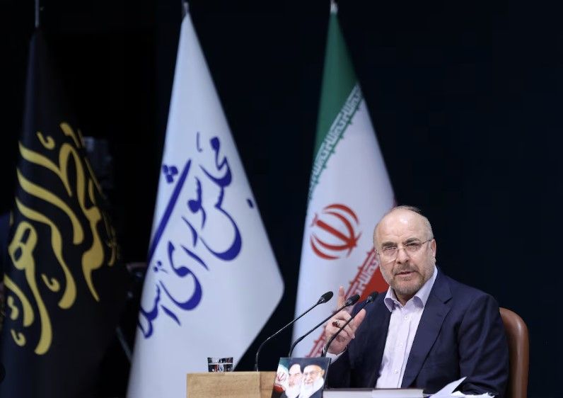 قالیباف در ایکس به حجم عبور محموله‌های انرژی و غذایی از تنگه باب‌المندب اشاره کرد