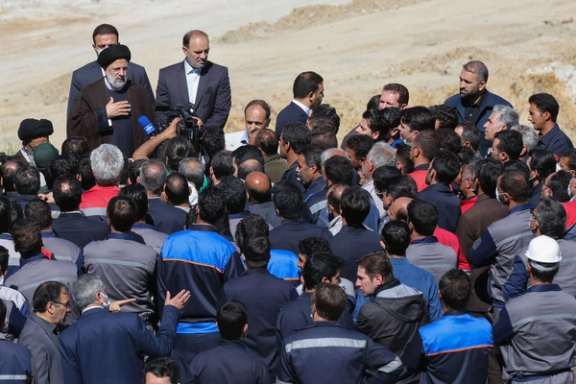 President Ebrahim Raisi and the workers of the Sungun copper mine complex, in Iranian northwestern province of East Azarbaijan
