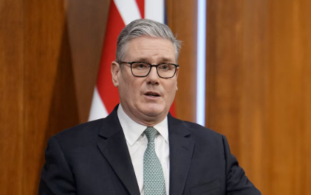 رئيس وزراء بريطانيا: تعامل النظام الإيراني مع المحتجين "مروّع"