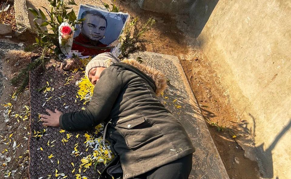 ۱۰۰ روز پس از دی‌ماه خونین، دادخواهی خانواده‌های کشته‌شدگان در سایه سرکوب ادامه دارد