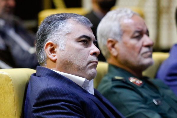 الخارجية الأميركية: الحكومة الإيرانية وجيشها يسرقان ثروة البلاد النفطية