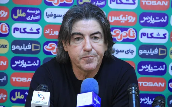 ریکاردو ساپینتو: امیدوارم آن روزی را نبینم که پنجره استقلال بسته شده است!