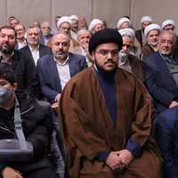 همزمان با افزایش تنش تهران و بیروت بر سر حزبالله؛ حضور فرزند نصرالله حاشیهساز شد