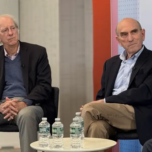 دو مقام بلندپایه سابق آمریکا احتمال حمله قریب الوقوع اسرائیل به ایران را اندک دانستند