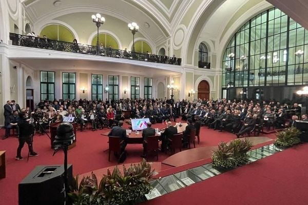 رغم تصاعد العقوبات الغربية ضد موسكو.. إيران وروسيا تعقدان "مؤتمرًا اقتصاديًا كبيرًا"