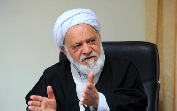 مصباحی مقدم، عضو مجمع تشخیص مصلحت: واردات خودرو نوعی مانور تجمل را در جامعه دامن میزند