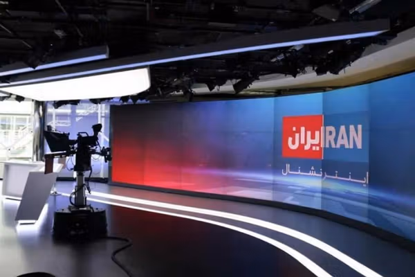 رویترز: پلیس بریتانیا سه نفر را به تلاش برای آتشافروزی در دفتر ایراناینترنشنال متهم کرد