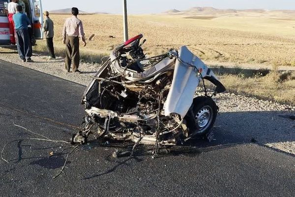 عدد قتلي حوادث السير في عيد النوروز بإيران يصل إلى 271 شخصا