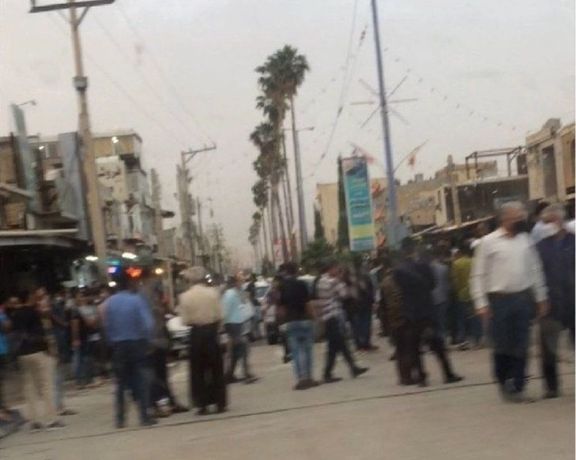 لليوم الثالث.. تشديدات أمنية وقطع الإنترنت في الأهواز جنوب غربي إيران