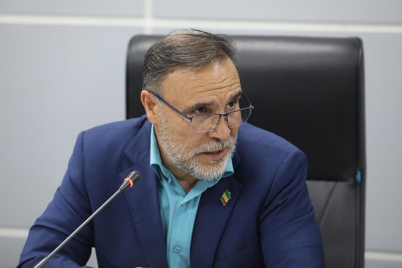 آریایی&zwnj;نژاد، نماینده مجلس: عملکرد عراقچی با سیاست&zwnj;های اعلامی نظام همخوانی ندارد