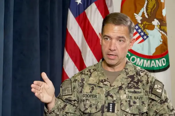 فرمانده سنتکام: ما مردم ایران را هدف قرار نمیدهیم، حکومت آنها را به خطر میاندازد