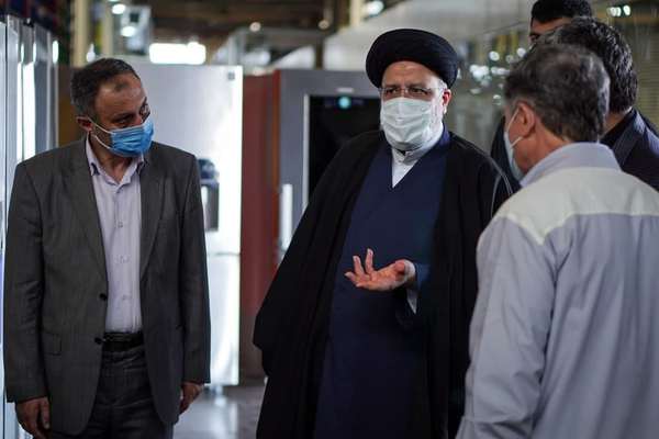 Critic Says Iran’s Raisi 'Most Inefficient' President In Four Decades