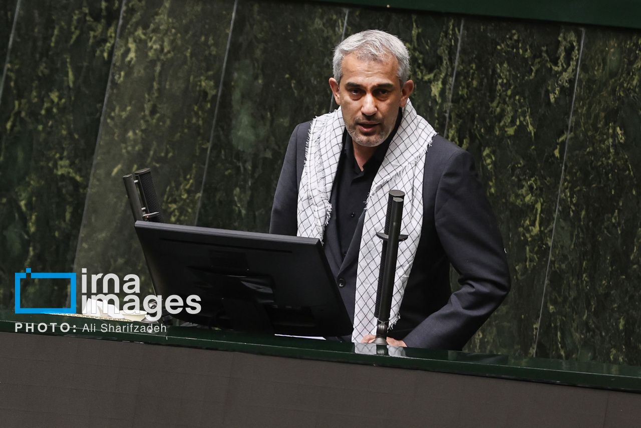 وزیر اقتصاد جمهوری اسلامی: من مسئول نرخ ارز و تورم نیستم