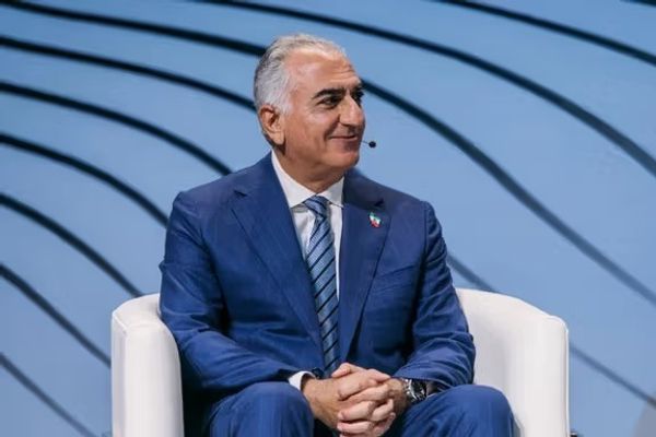 بهلوي: إسقاط النظام شأن الشعب الإيراني وليس عبر تدخل خارجي