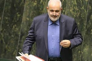 وزیر نیرو: اوج مصرف برق را پشت سر گذاشتیم اما خاموشیها ادامه دارد