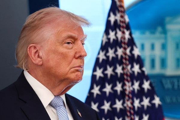 "واشنطن بوست": إيران تعتقد أنها تمتلك اليد العليا.. وترامب عليه الاستعداد لـ "حرب حاسمة"