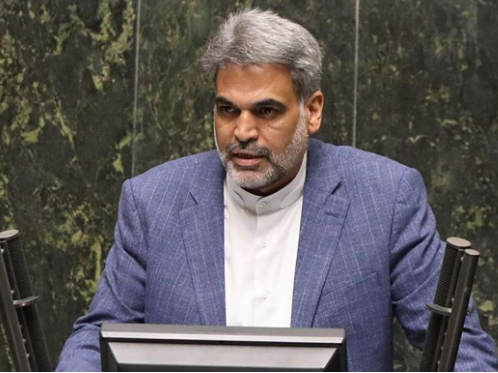 توسلی، نماینده مجلس: بعد از جلسه غیرعلنی و بی‌نتیجه با تیم اقتصادی دلار ۲۰۰۰ تومان گران شد