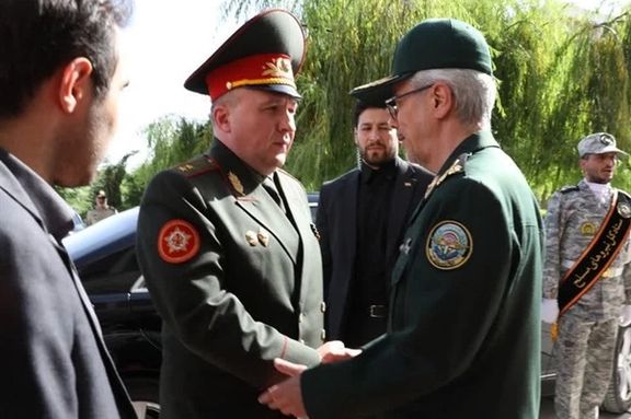 Belarusian Defense Minister Viktor Gennadievich Khrenin (left) and Chief of Staff for Iran’s Armed Forces Mohammad Bagheri in Tehran