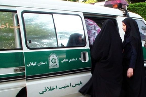 روایت دانشجوی بازداشتی گشت ارشاد: برخورد ماموران گشت ارشاد موجب تشنج زن مبتلا به صرع شد