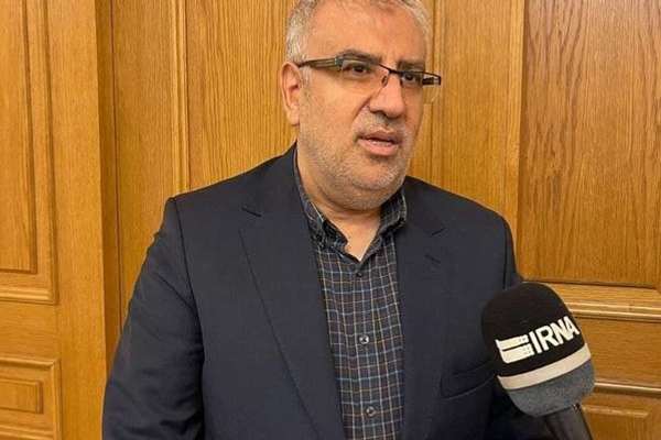 بعد تمسك السعودية والكويت بملكية حقل "الدرة".. وزير النفط الإيراني: الخارجية تتابع القضية