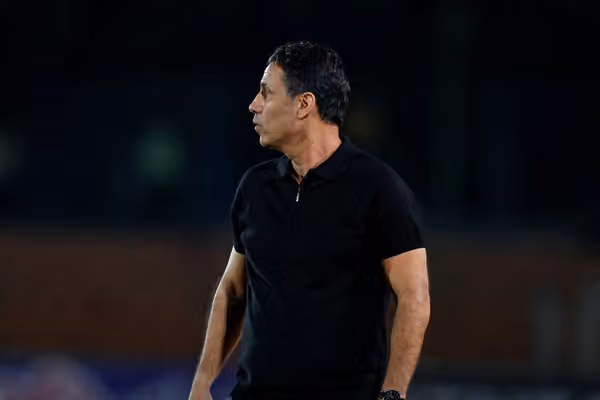 مهدی تارتار، سرمربی پرسپولیس: از برنامه جلوتریم، اما یک بازیکن میخواهیم