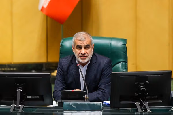 نایبرییس مجلس: کشورهای منطقه خجالت بکشند که آمریکا از خاکشان علیه ما استفاده کرد