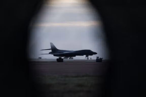 B‑1B Lancer bomber is seen at the RAF Fairford airbase after police declared a major incident at the base in Fairford, Gloucestershire, Britain, on September 28, 2026.