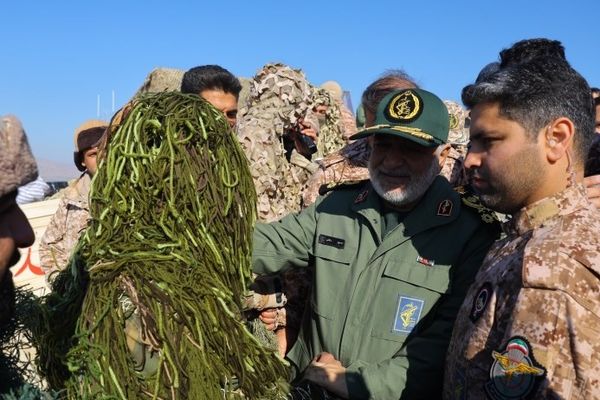 قائد الحرس الثوري الإيراني: لا نعتمد على سوريا عسكريًا ولسنا قلقين من سقوط الأسد