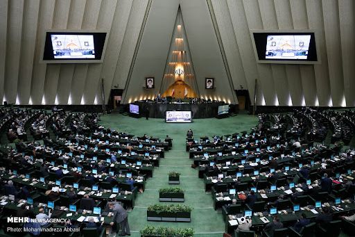 خبرگزاری ایرنا: نمایندگان مجلس برای «طب سنتی» و «مهدویت» هم فراکسیون تشکیل دادهاند