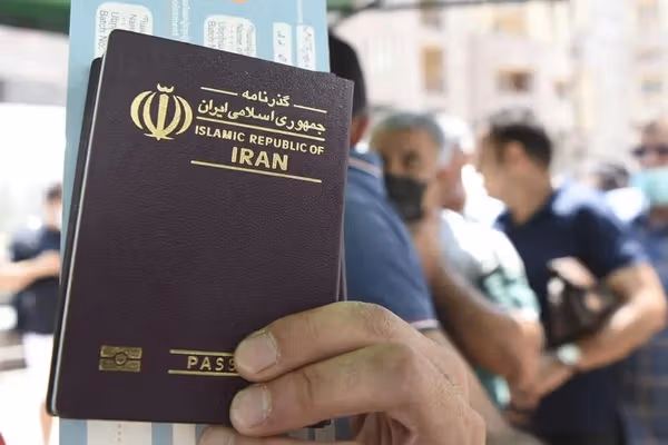 پیامدهای روانی-اجتماعی مهاجرت: روایتی ناتمام در انتظار و بازگشت